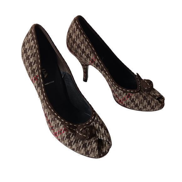 PRADA Houndstooth Fabric Heels Pumps Shoes Size 37.5 Peep Toe Brown Red Wool - Picture 9 of 11